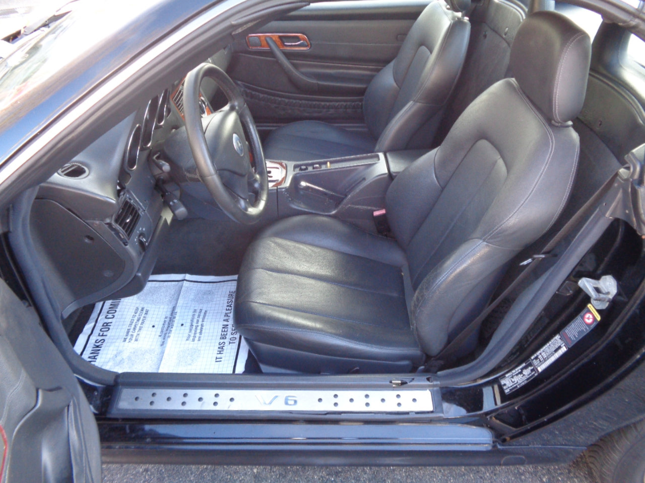 Used 2004 Mercedes-Benz SLK 320 image 21