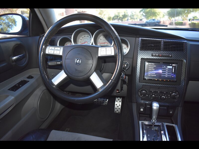 Used 2006 Dodge Magnum SRT8 w/ SRT Option Group I RWD image 28