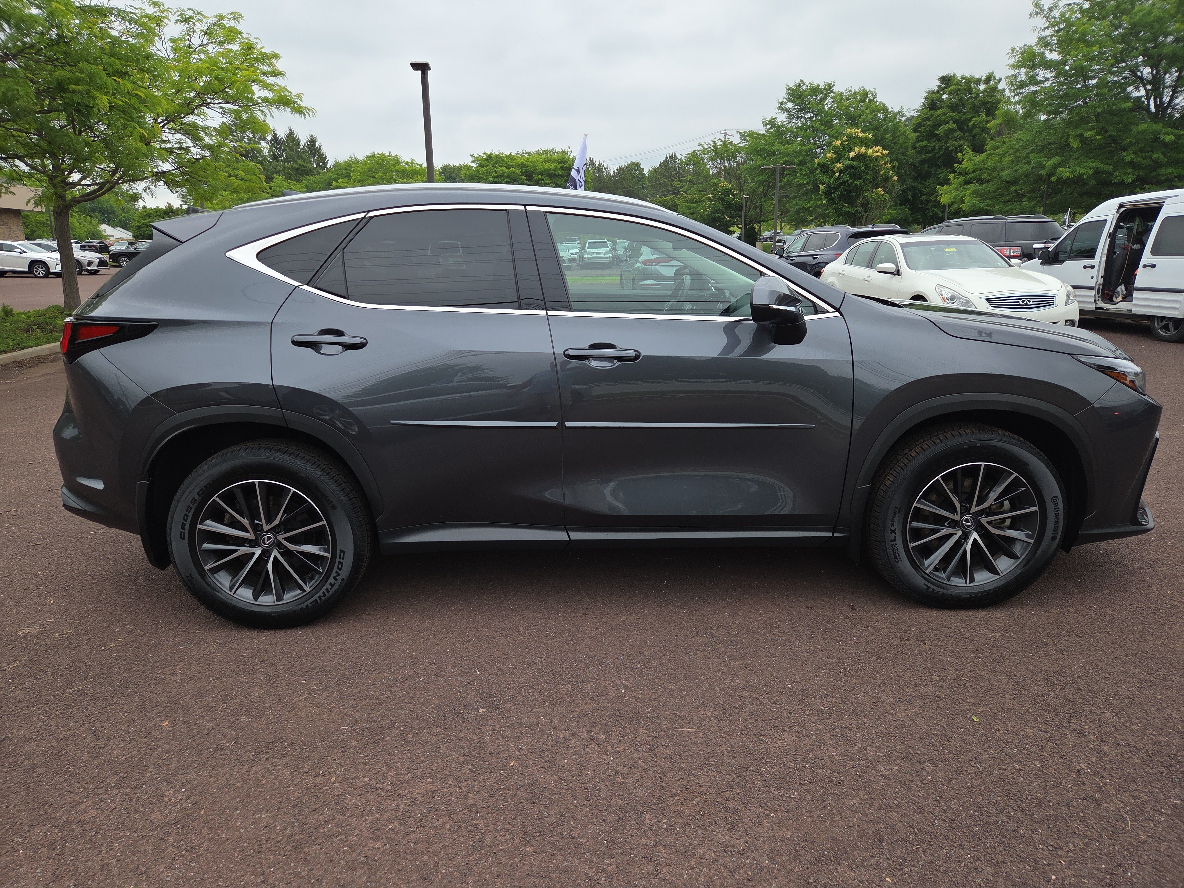Certified 2025 Lexus NX 350h AWD w/ Accessory Package (2T) image 2