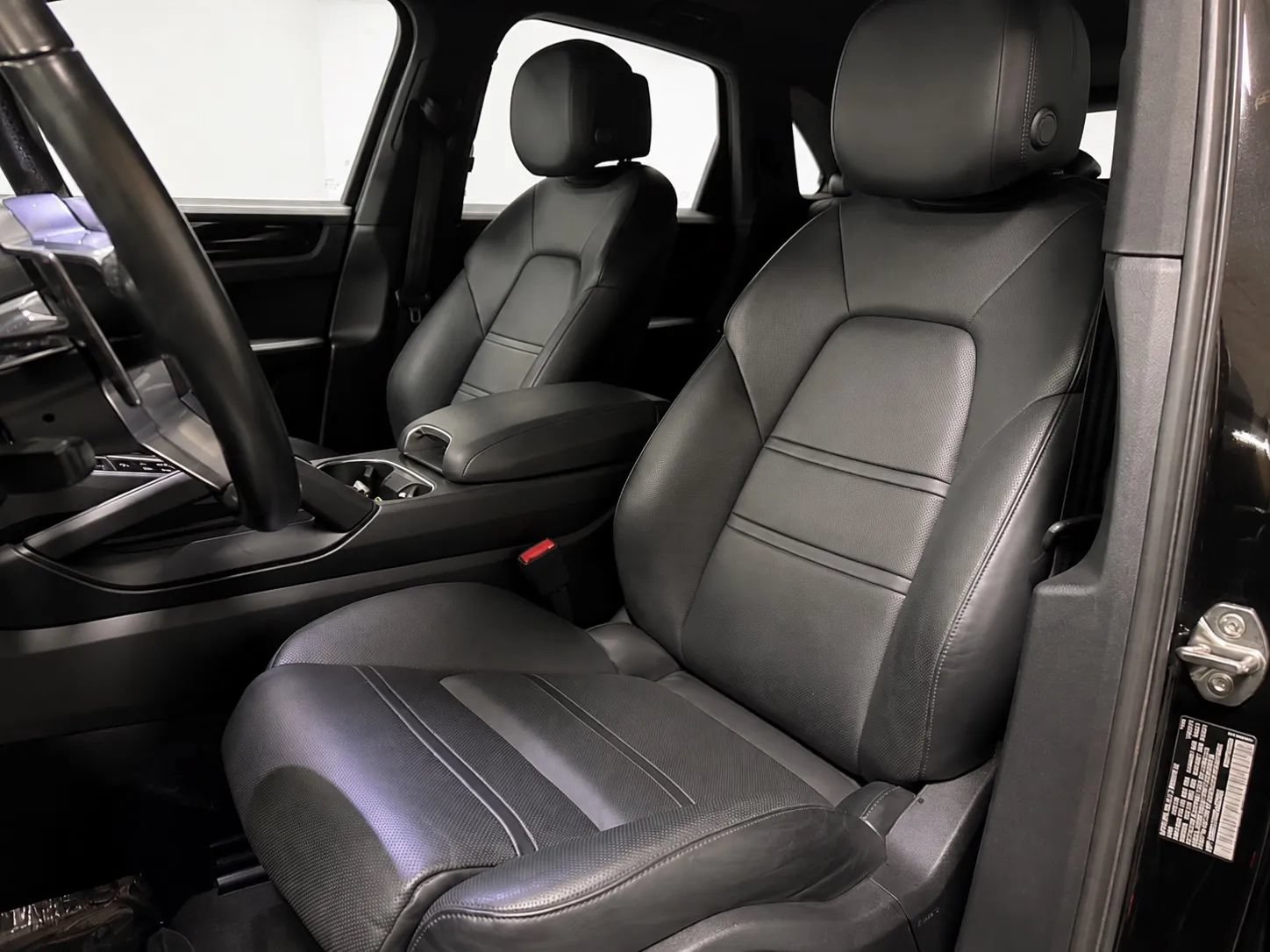 Used 2019 Porsche Cayenne S AWD/4WD image 12