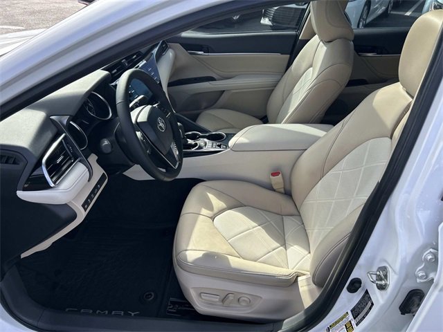 Used 2018 Toyota Camry XLE image 20