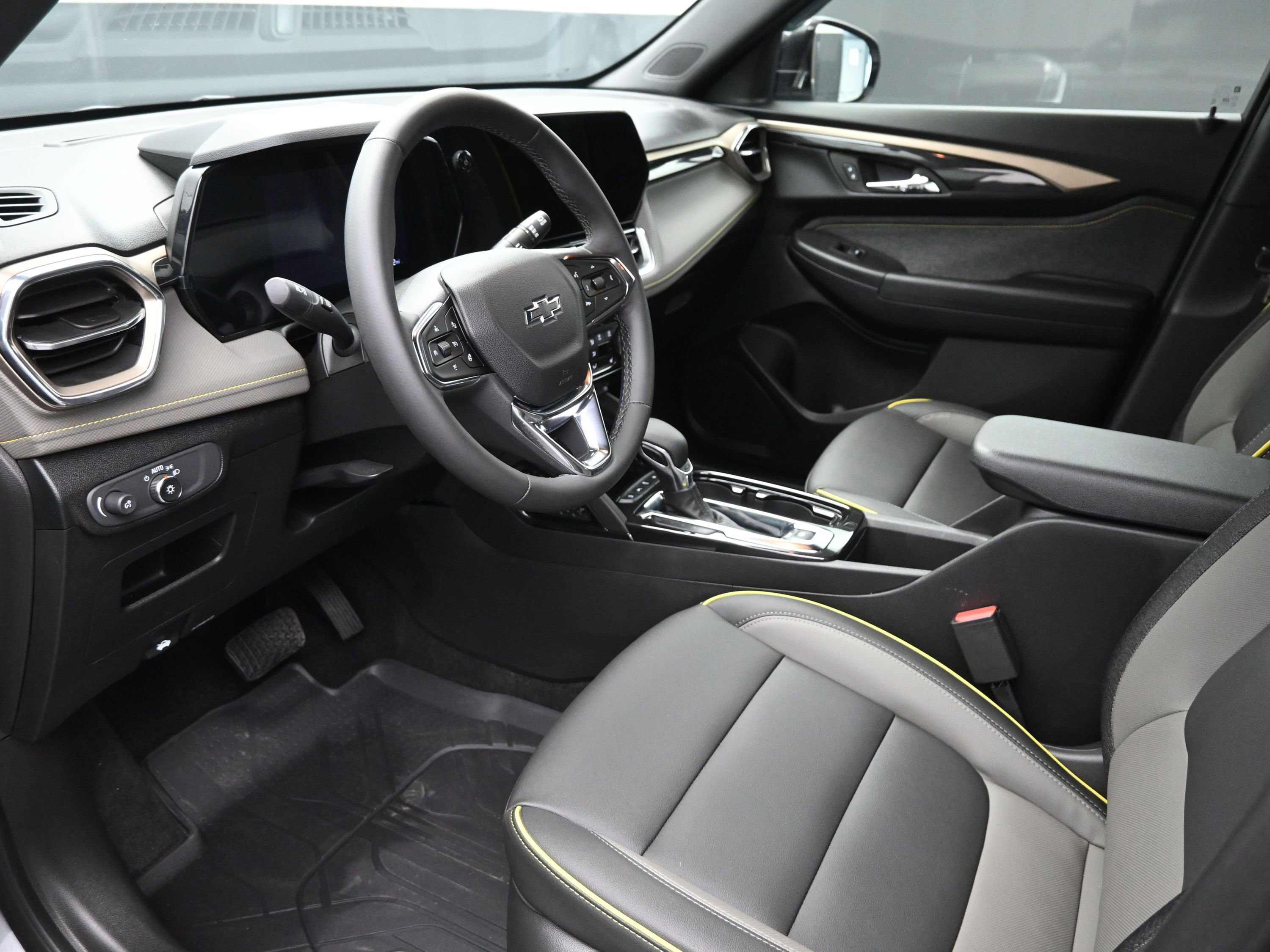 Certified 2026 Chevrolet TrailBlazer ACTIV w/ Convenience Package image 12