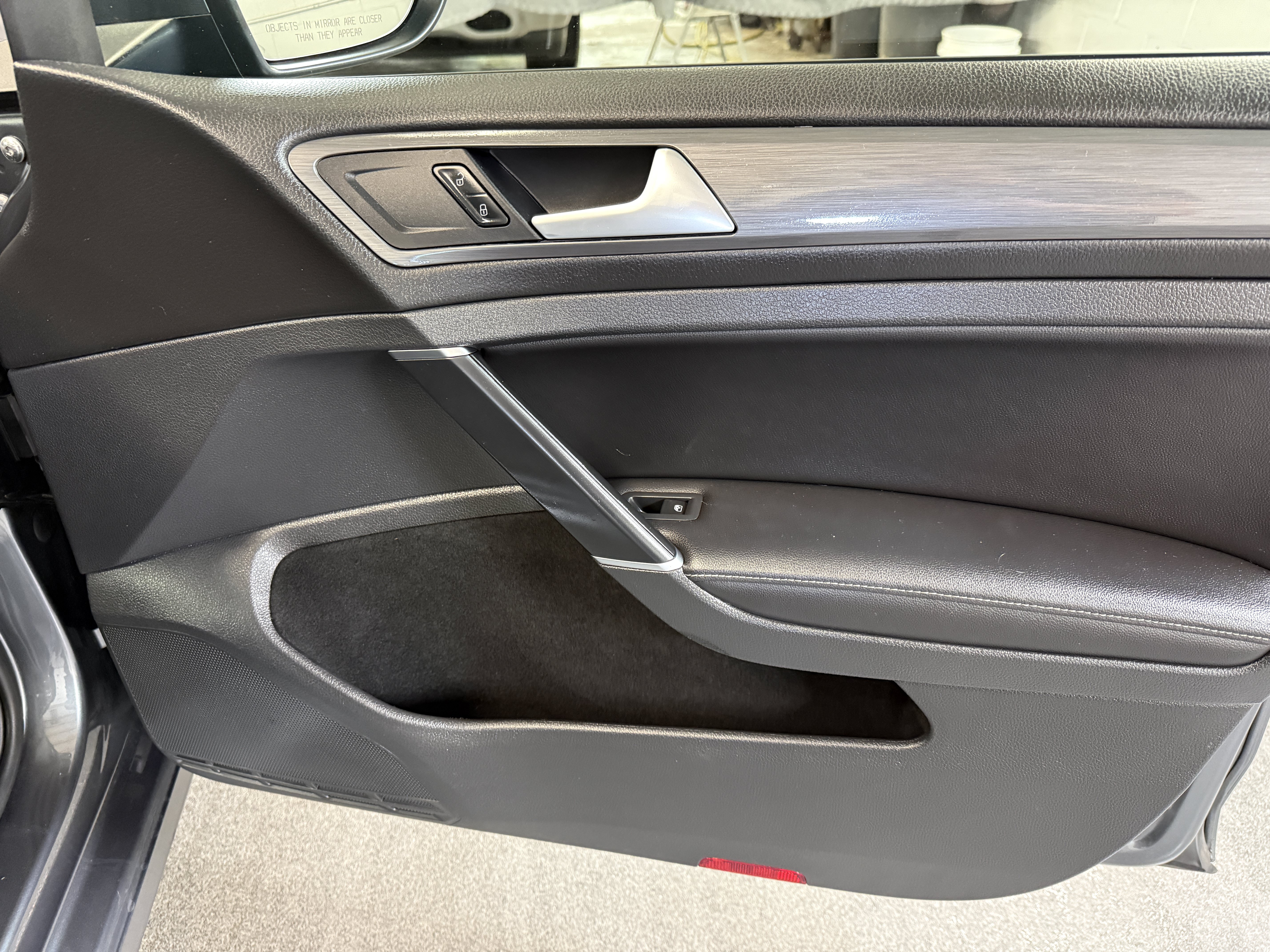 Used 2018 Volkswagen Golf SE FWD image 21