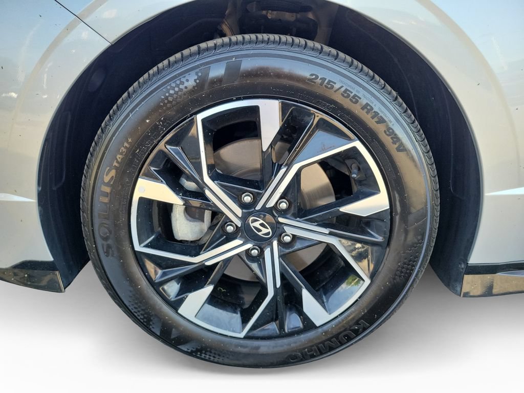 Used 2025 Hyundai Sonata SEL FWD image 27