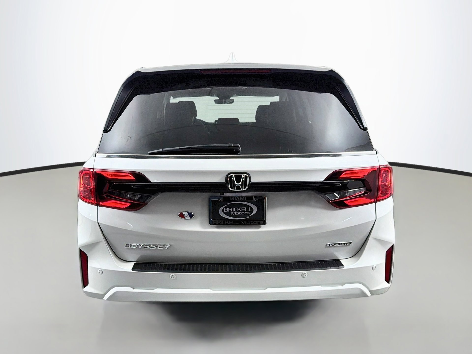 Certified 2025 Honda Odyssey Touring image 4