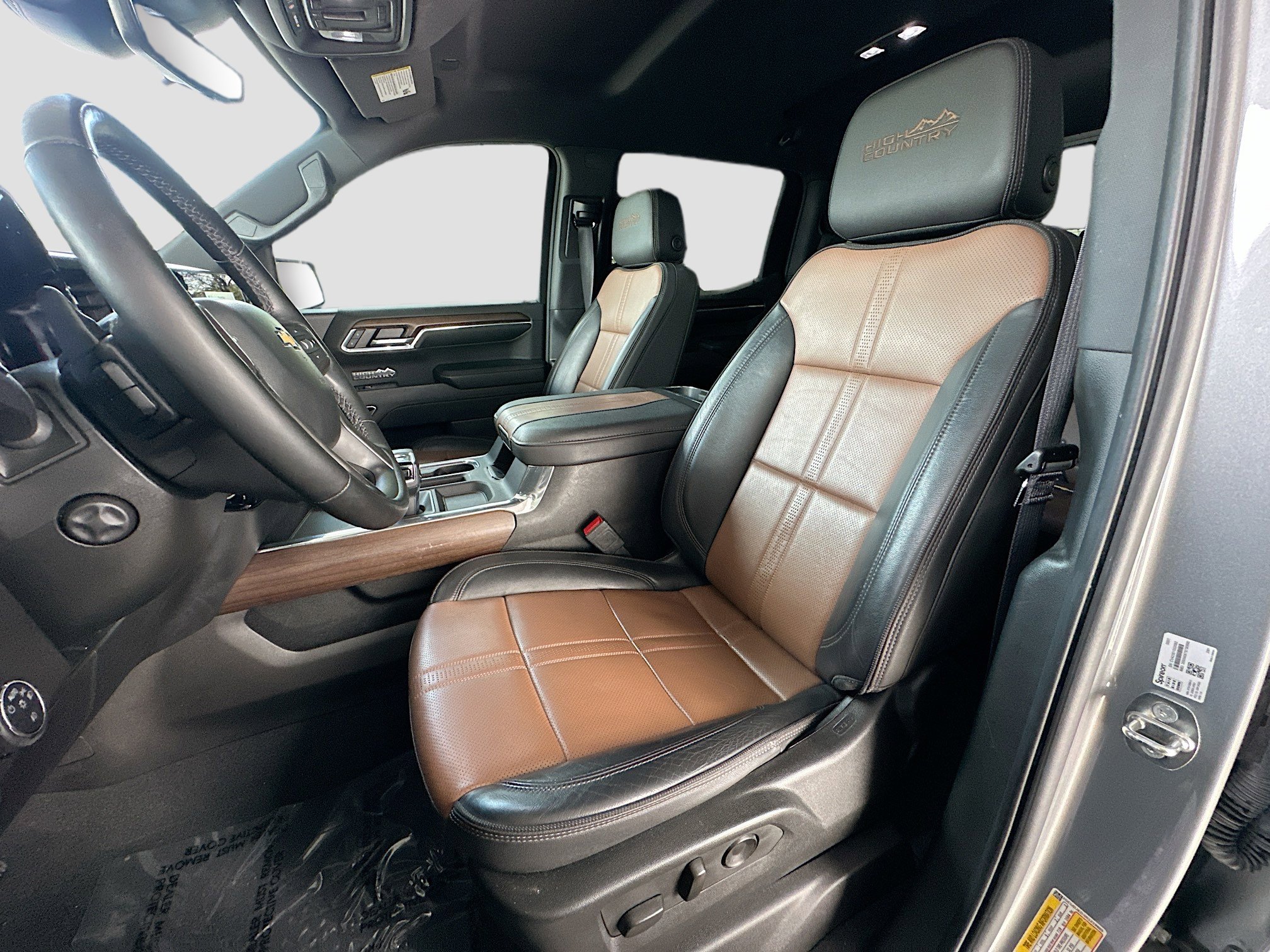 Used 2024 Chevrolet Silverado 1500 High Country w/ Technology Package image 22