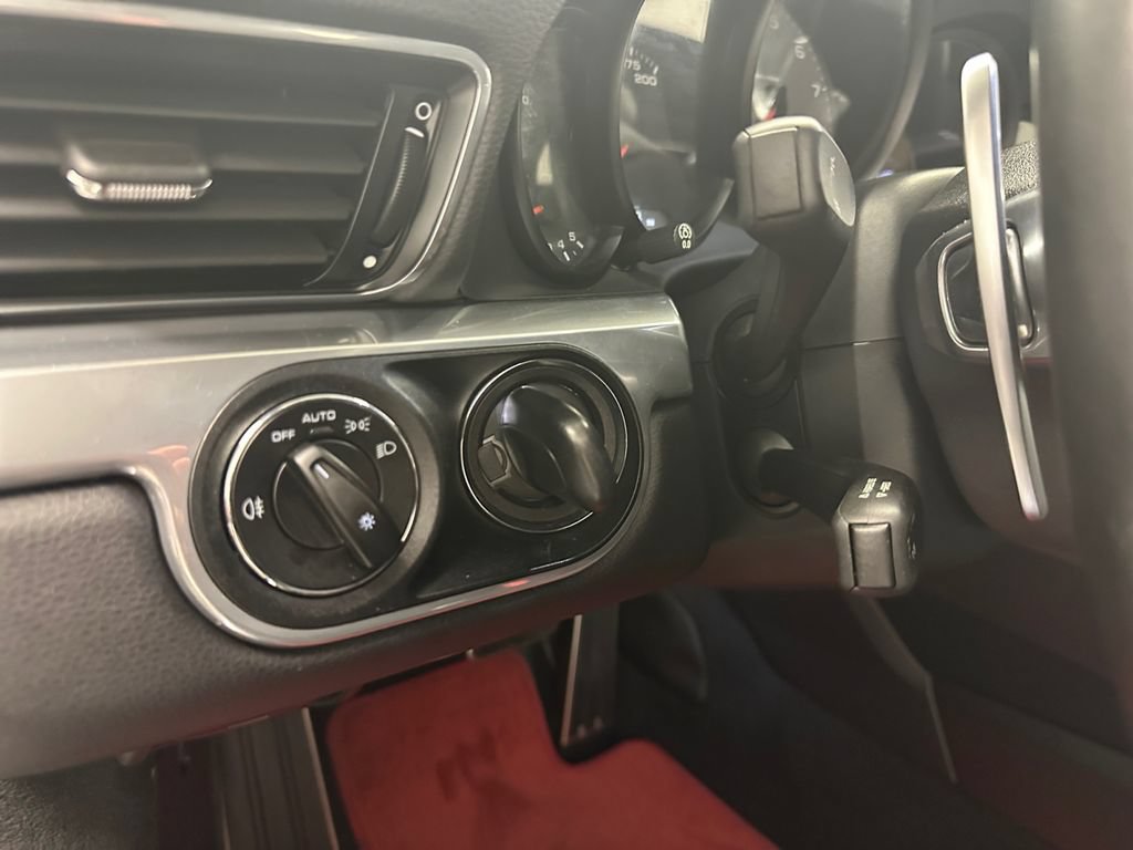 Used 2013 Porsche 911 Carrera S image 22