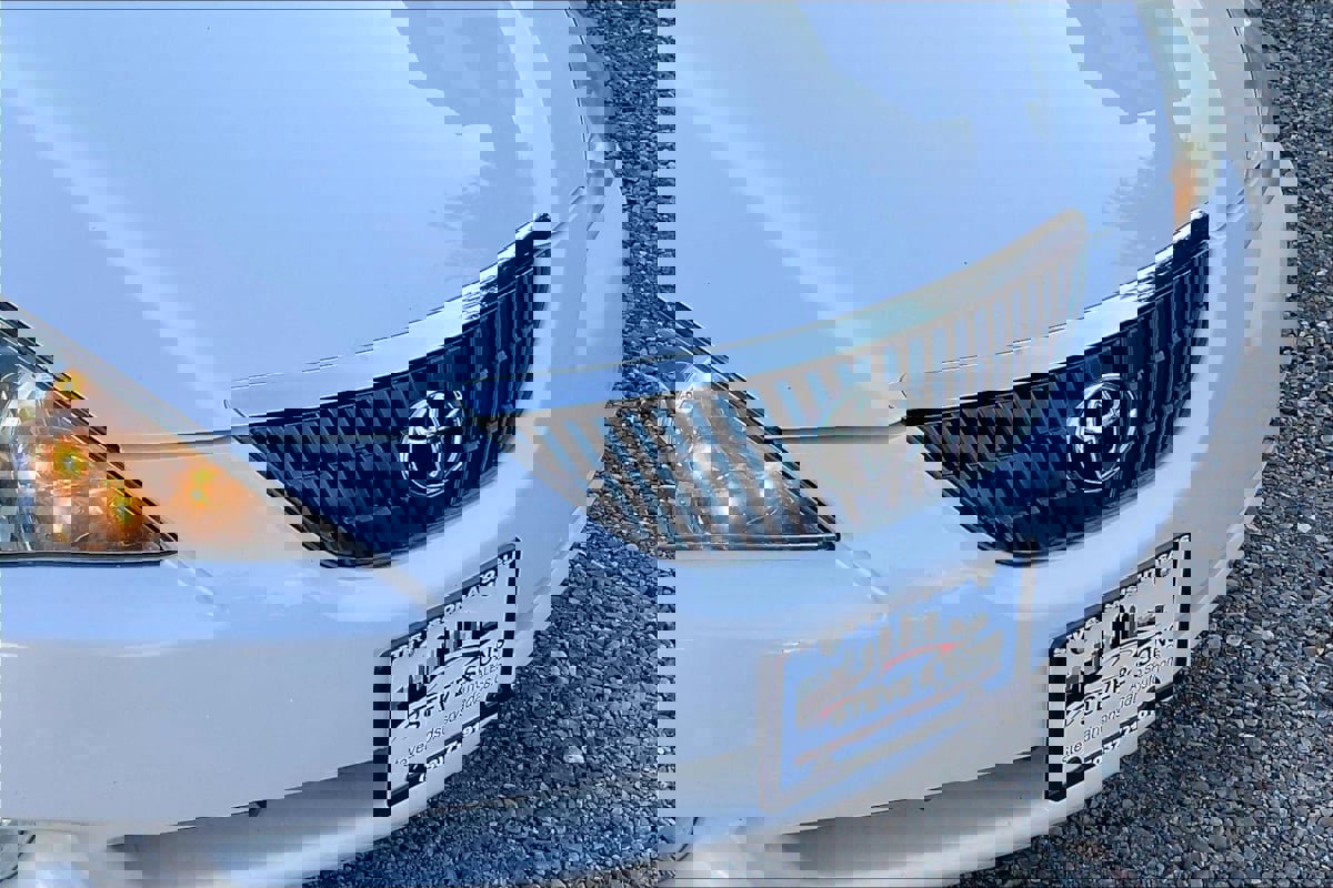 Used 2005 Toyota Solara SLE FWD image 31