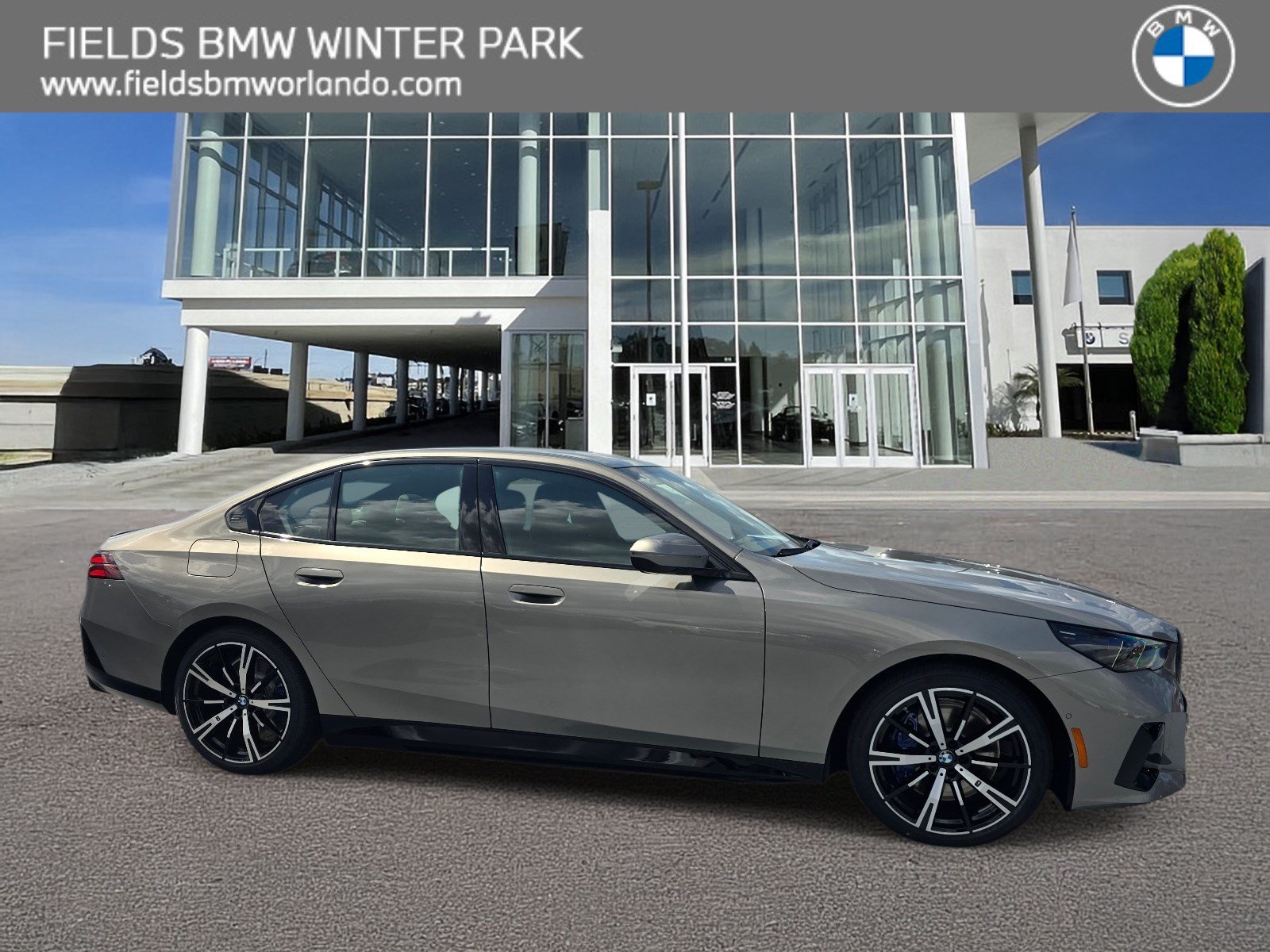 New 2027 BMW 550e xDrive w/ Premium Package
