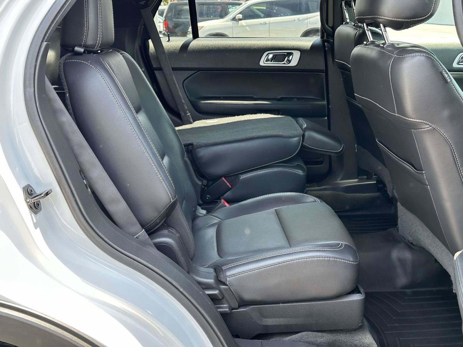 Used 2015 Ford Explorer Sport w/ Equipment Group 401A AWD/4WD image 7