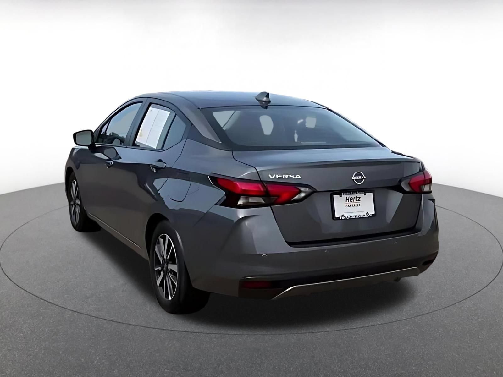 Used 2025 Nissan Versa SV FWD image 11