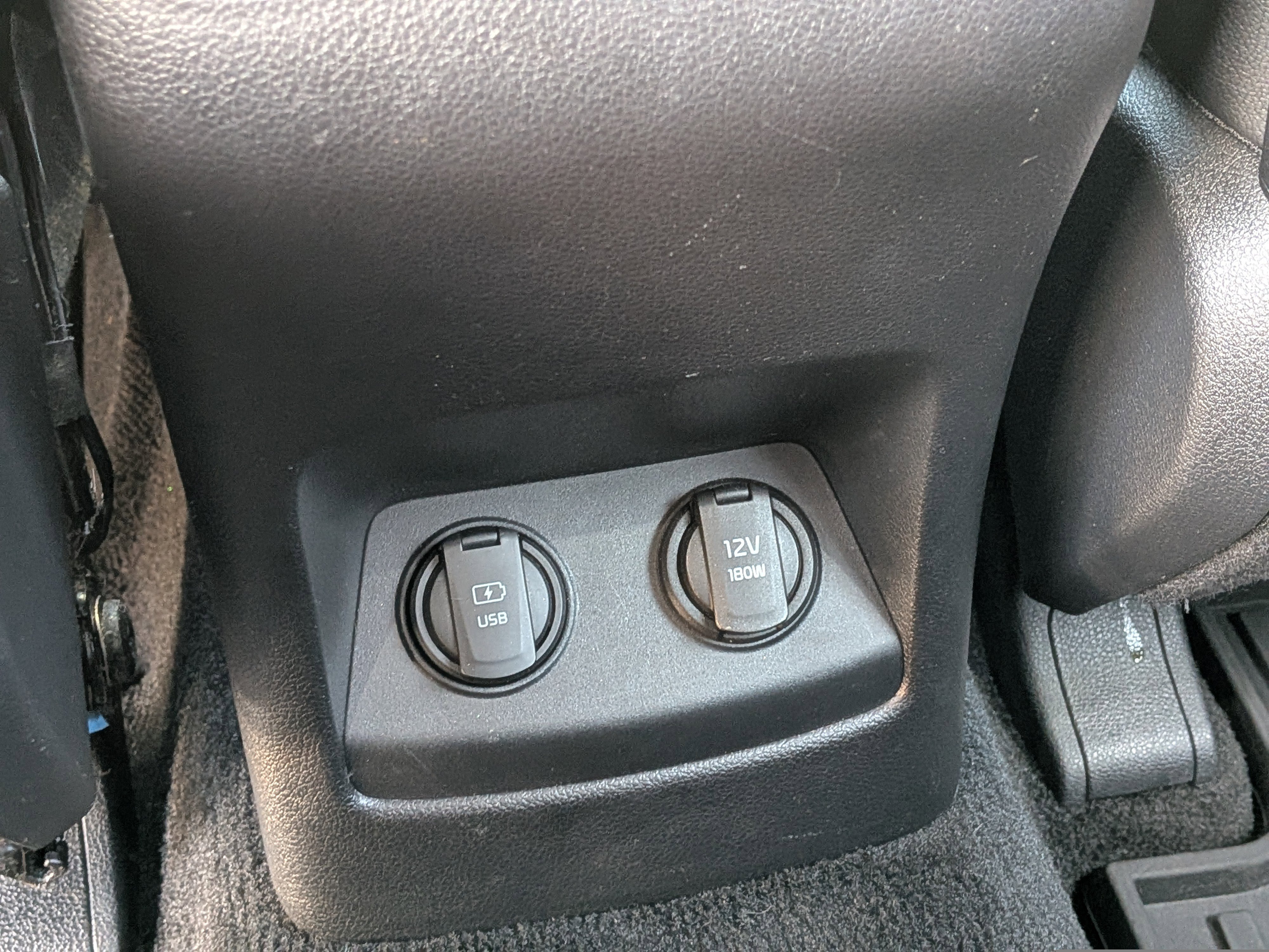 Used 2021 Kia Sportage S w/ S FWD Premium Package image 15