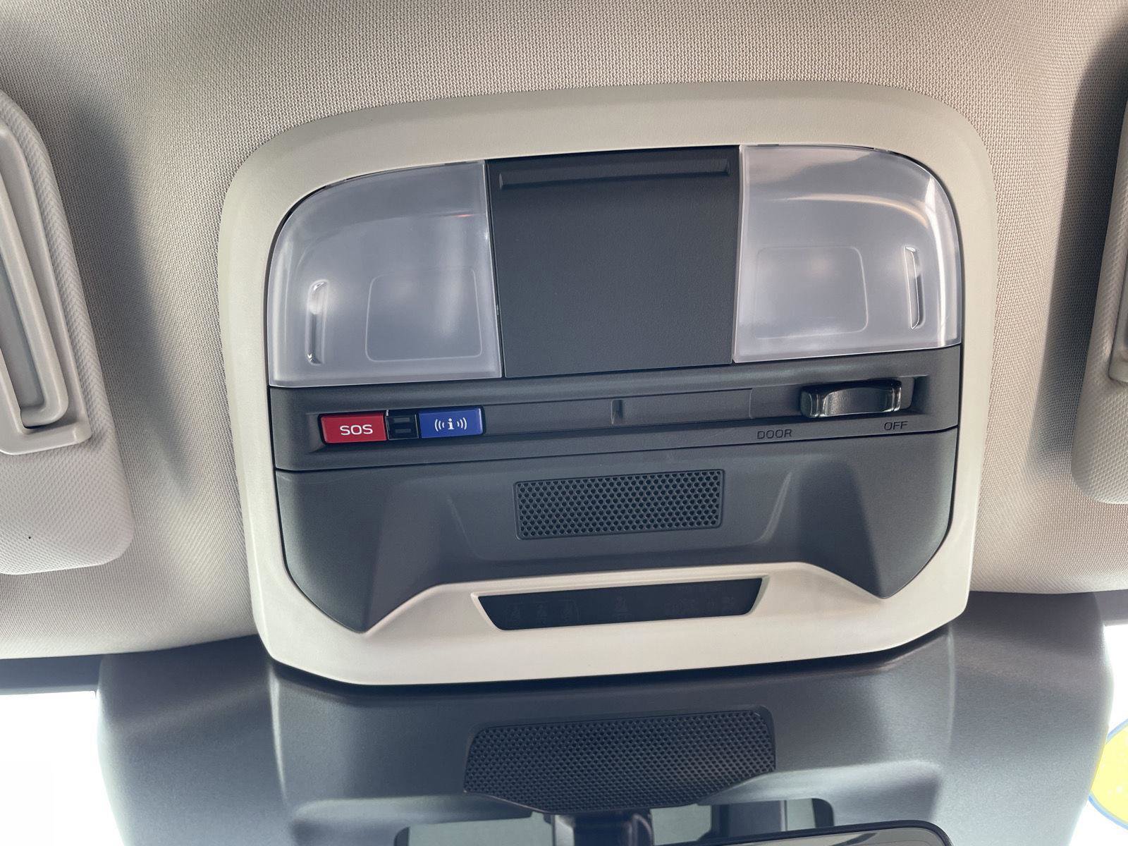 Certified 2025 Subaru Crosstrek 2.0i Premium image 9