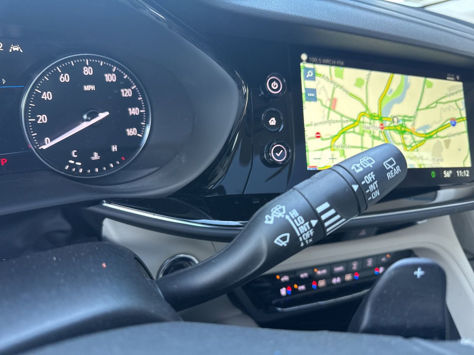 Used 2023 Buick Envision Avenir image 38