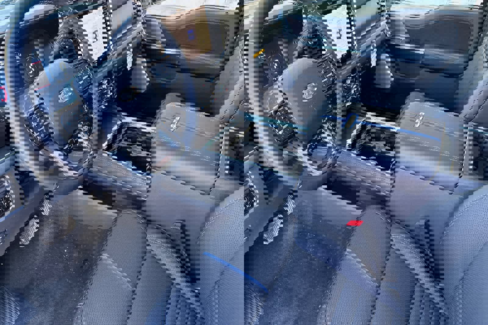 New 2026 Ford F350 Platinum w/ Tremor Off-Road Package AWD/4WD image 8