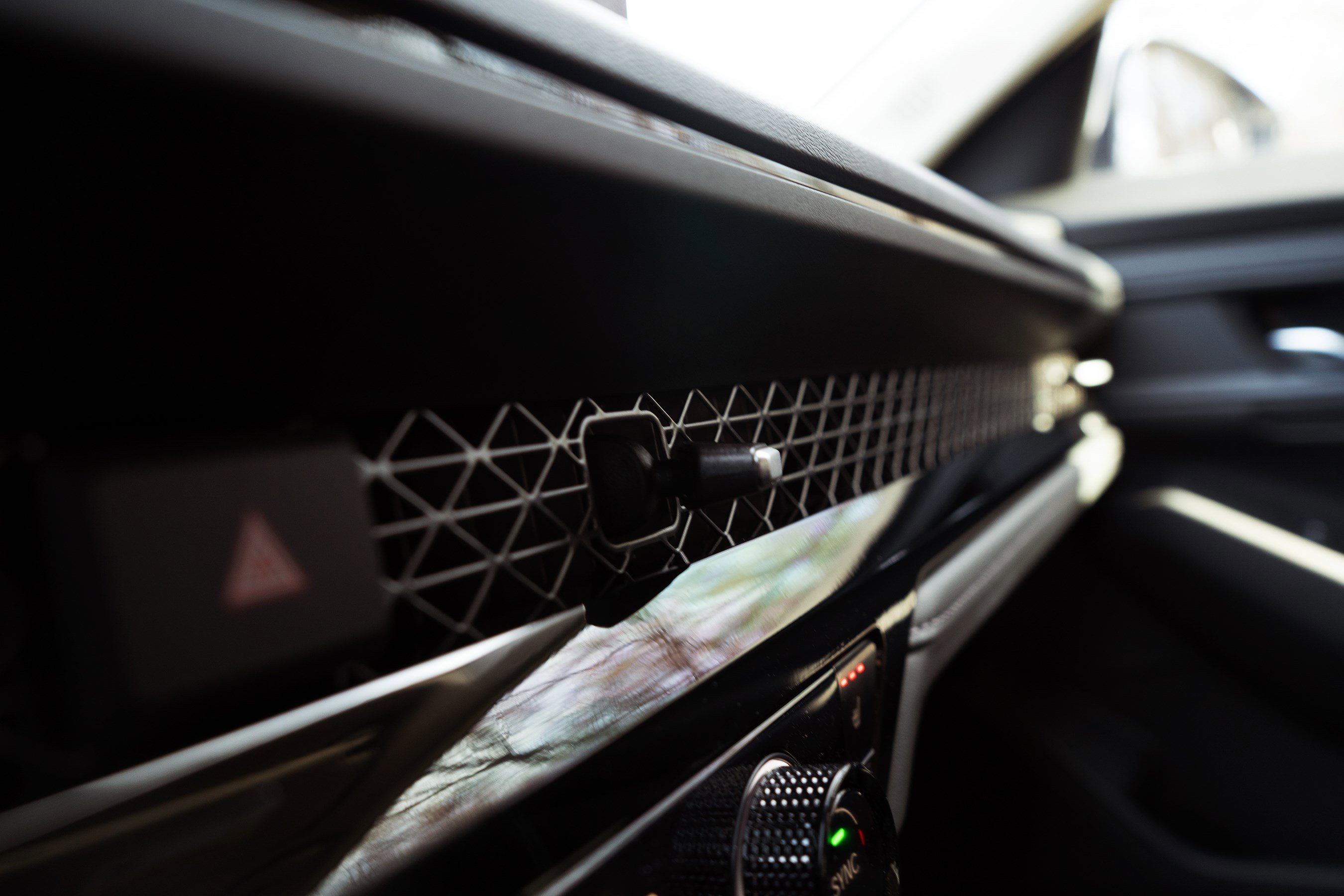 Certified 2025 Honda Accord EX-L image 32