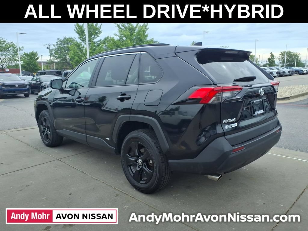 Used 2025 Toyota RAV4 LE AWD/4WD image 6