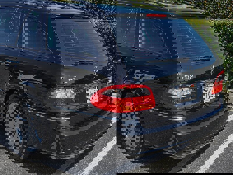 Used 2005 Mercedes-Benz E 500 4MATIC Wagon w/ Premium Pkg image 14