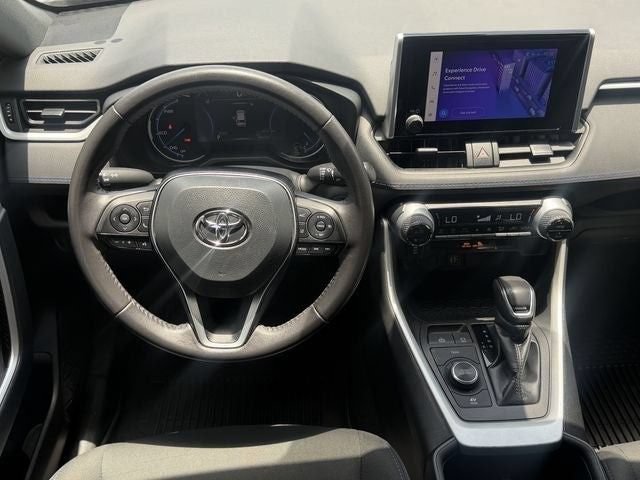 Used 2023 Toyota RAV4 SE AWD/4WD image 10