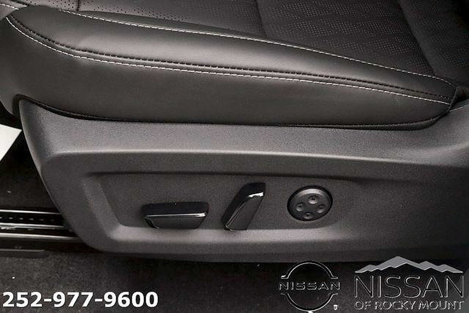 New 2026 Nissan Murano Platinum w/ Cargo Package AWD/4WD image 18