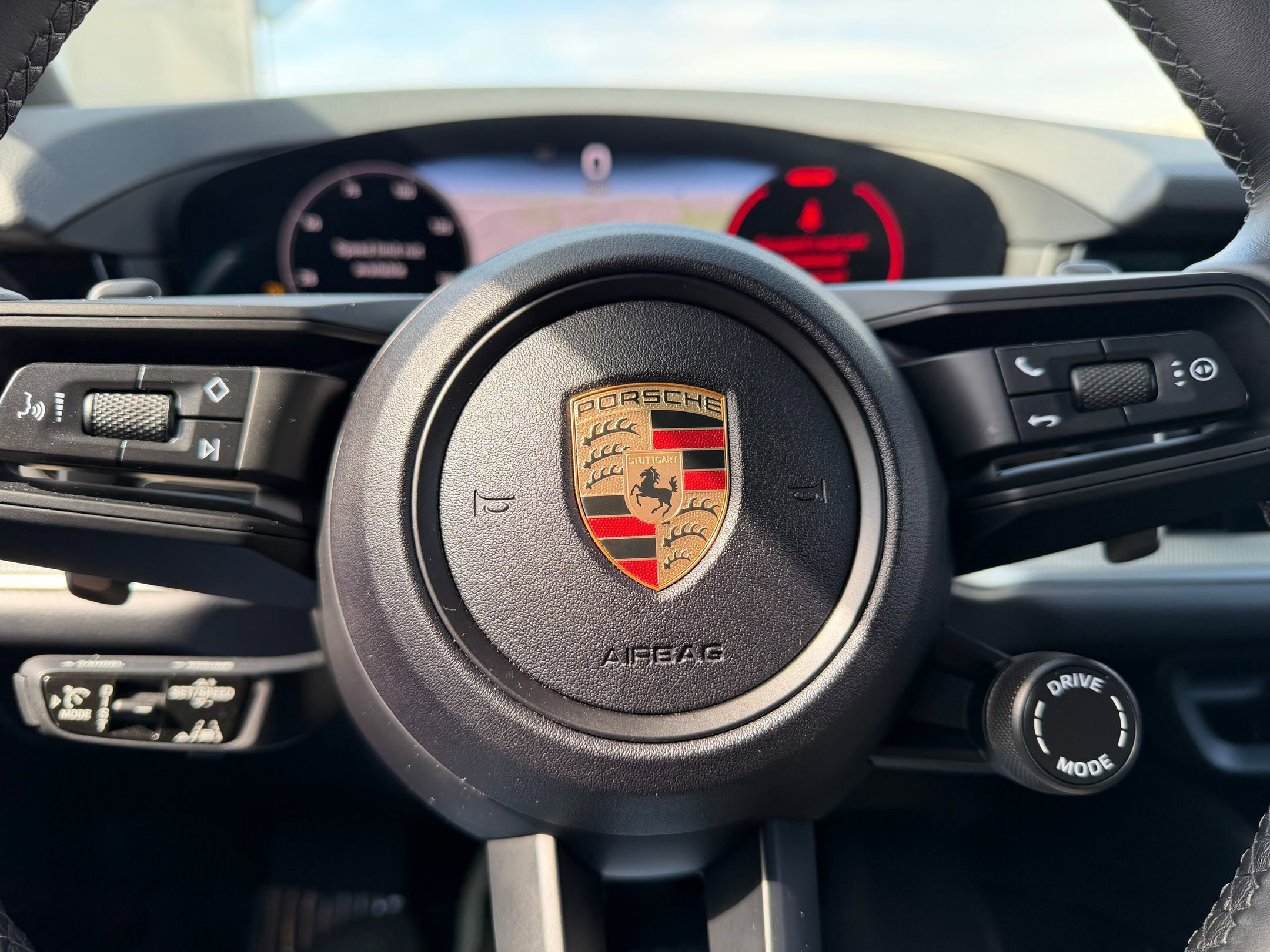 Certified 2024 Porsche Cayenne image 31