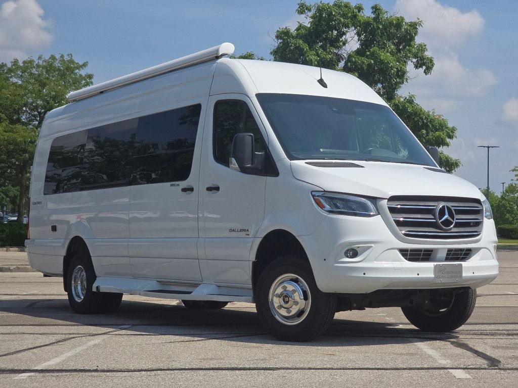 Used 2021 Mercedes-Benz Sprinter 3500 image 2