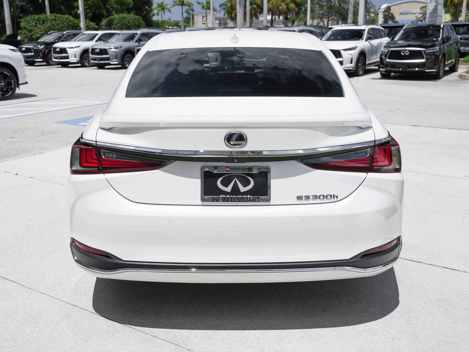 Used 2020 Lexus ES 300h w/ Premium Package FWD image 26