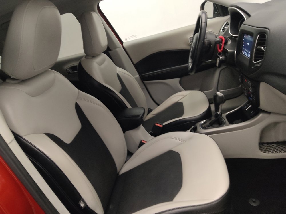 Used 2018 Jeep Compass Latitude w/ Popular Equipment Group image 21