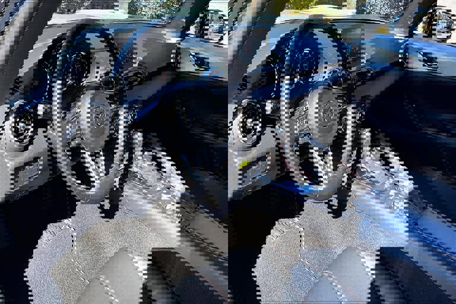 Used 2019 MAZDA MX-5 Miata Grand Touring image 15