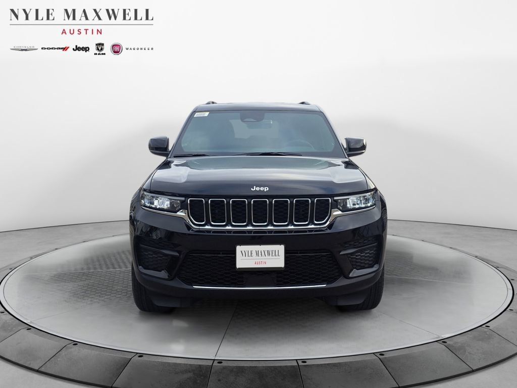 New 2025 Jeep Grand Cherokee Laredo RWD image 18