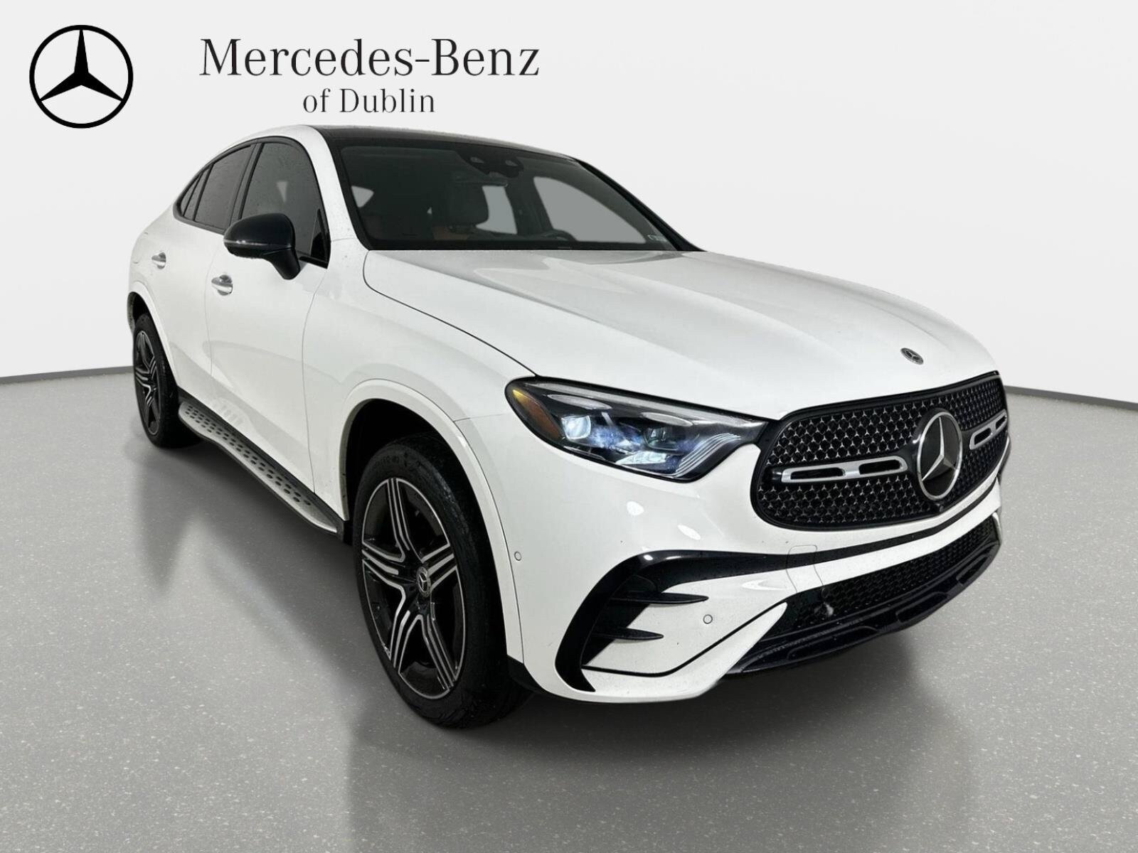 Used 2024 Mercedes-Benz GLC 300 4MATIC image 3