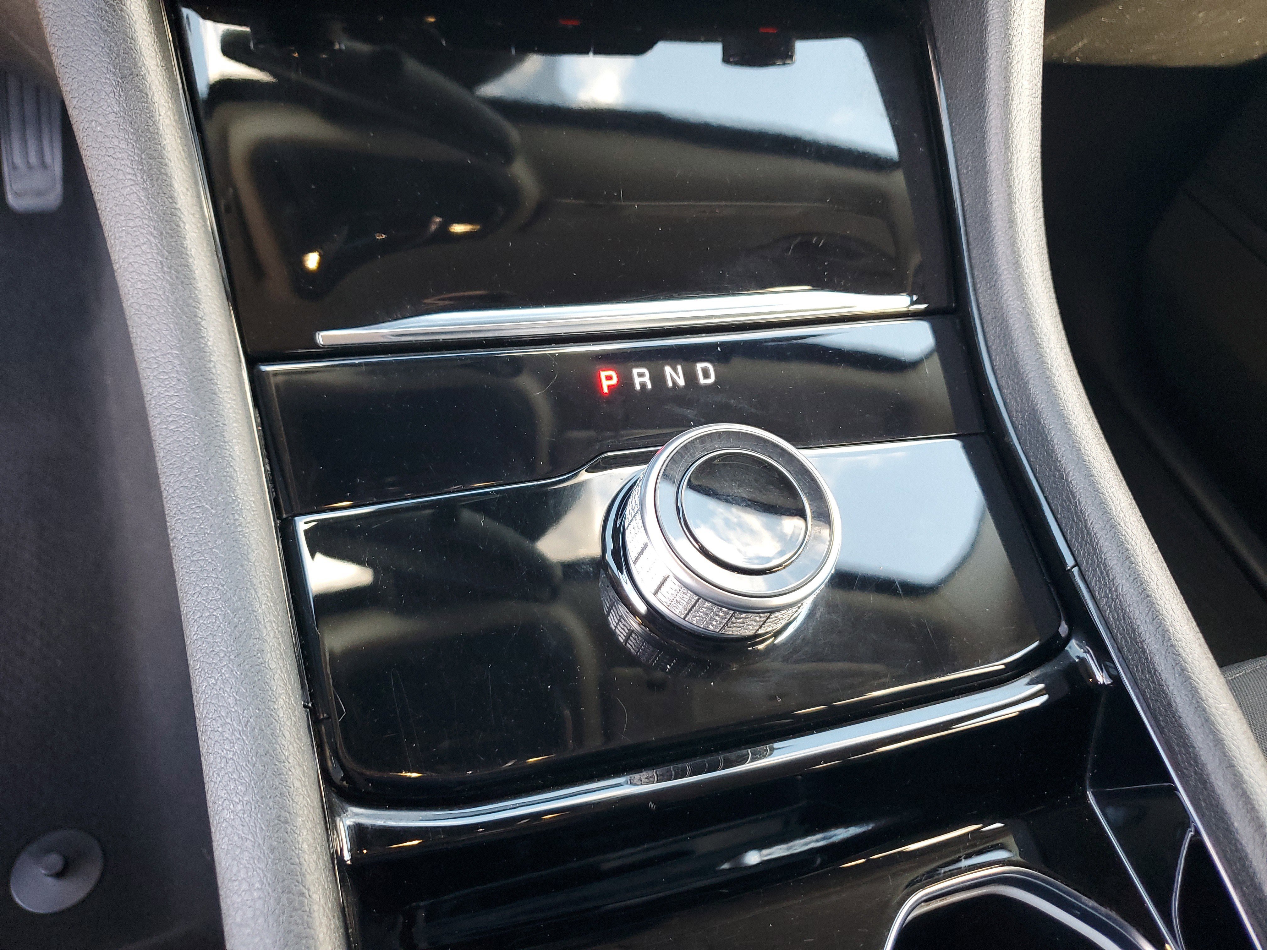 Used 2023 Jeep Grand Cherokee L Laredo image 14