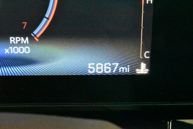 Used 2025 Chevrolet Trax RS w/ Driver Confidence Package image 23