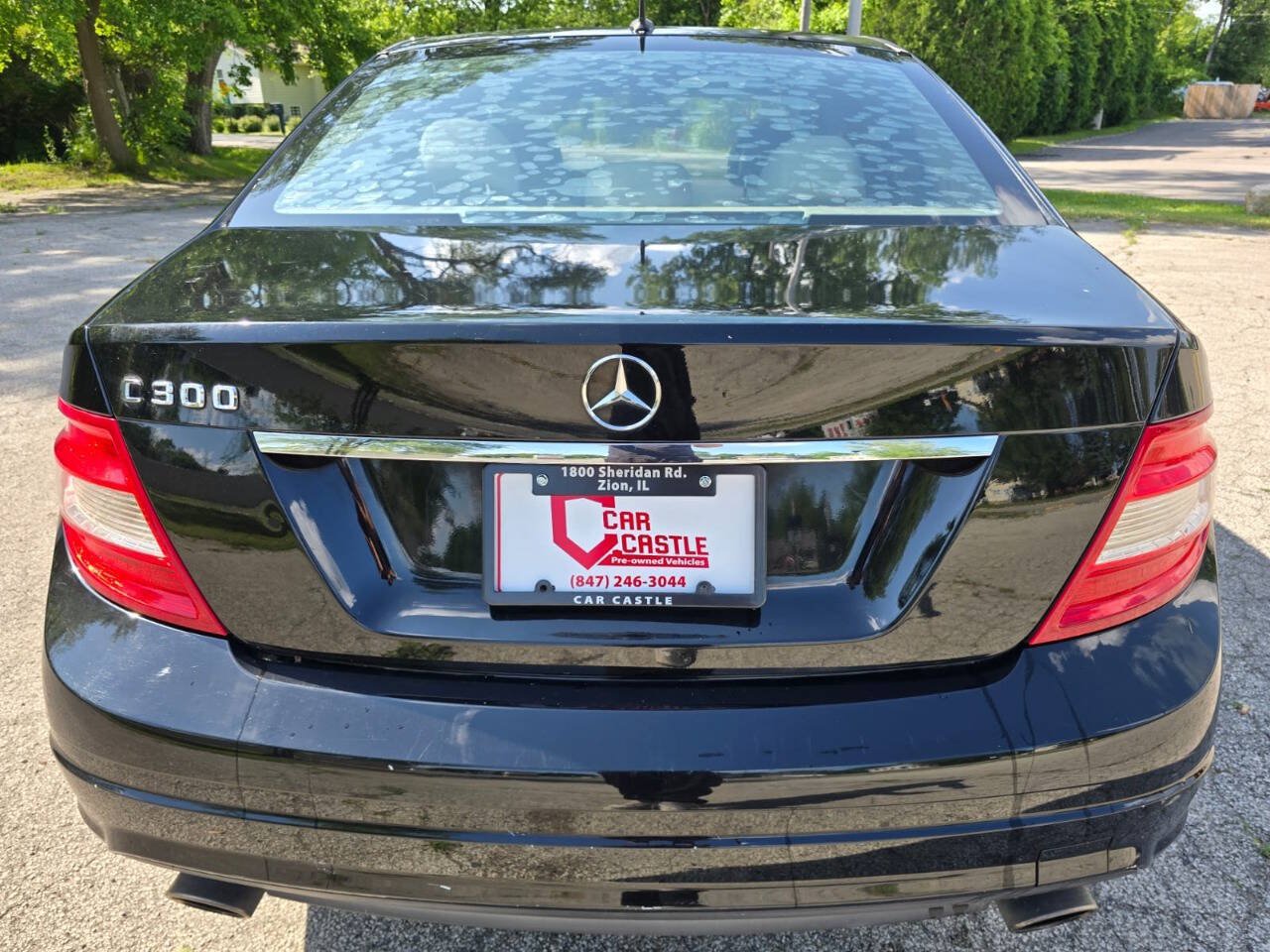 Used 2011 Mercedes-Benz C 300 Sedan image 8