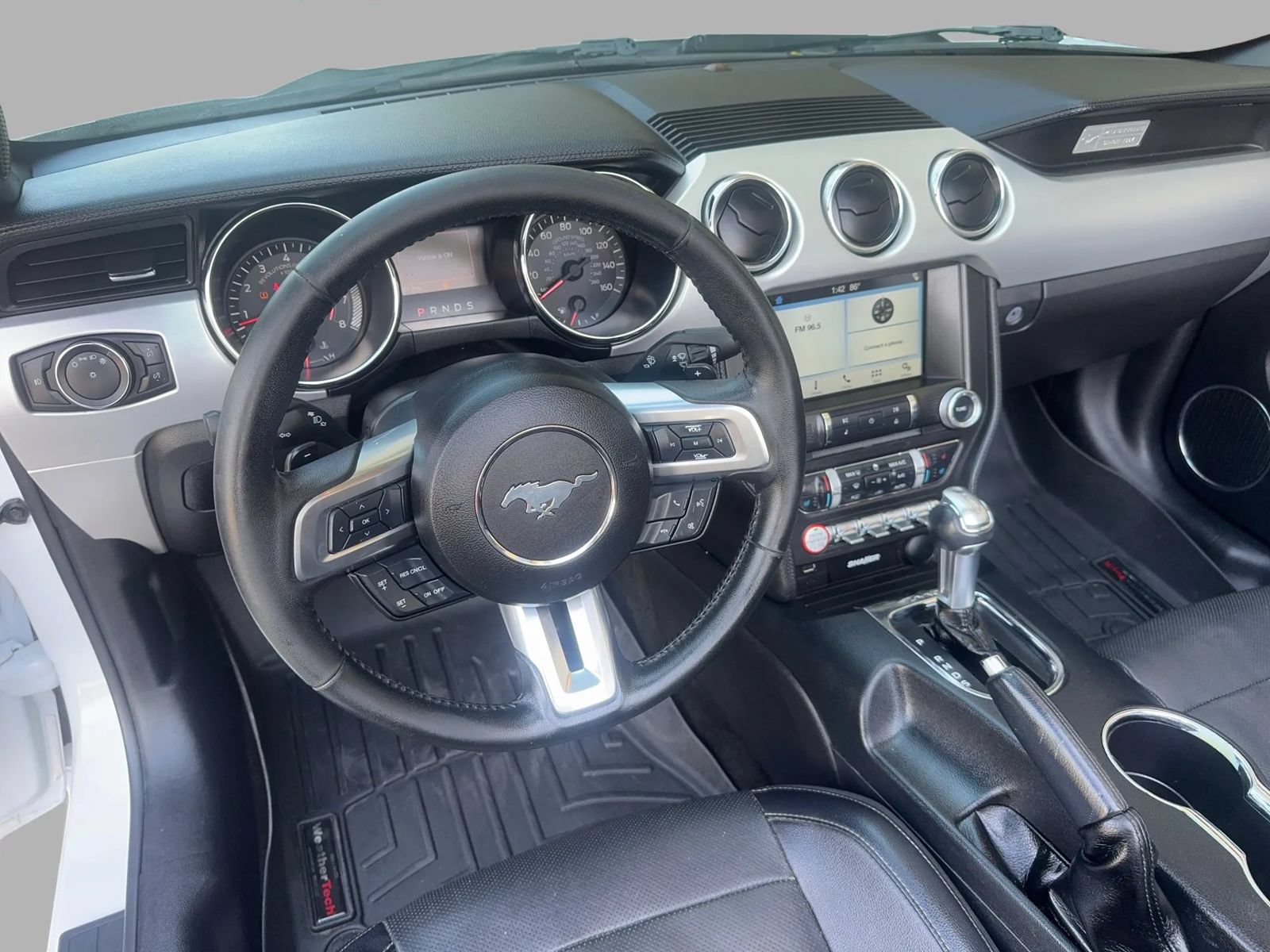 Used 2017 Ford Mustang Premium RWD image 22
