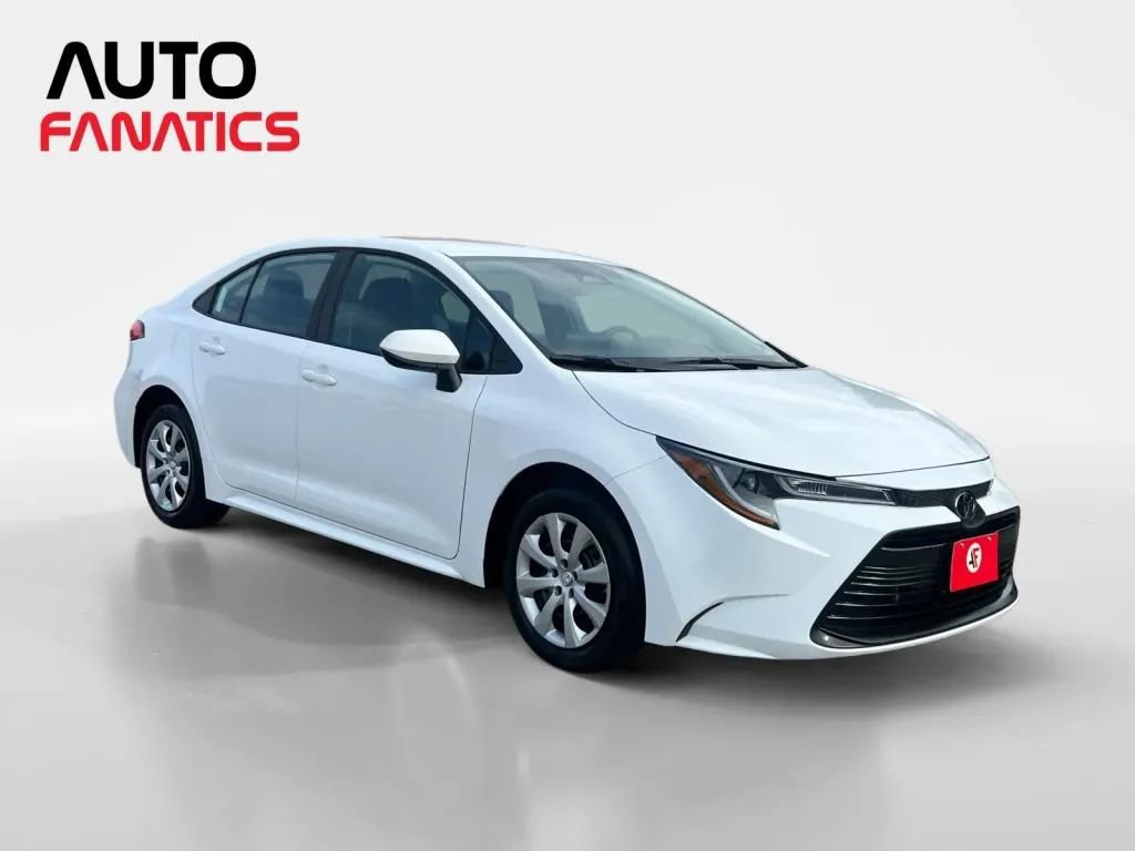 Used 2026 Toyota Corolla LE FWD image 8