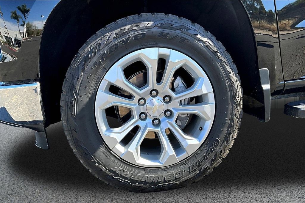 Used 2023 Chevrolet Silverado 1500 LTZ w/ LTZ Convenience Package II image 30