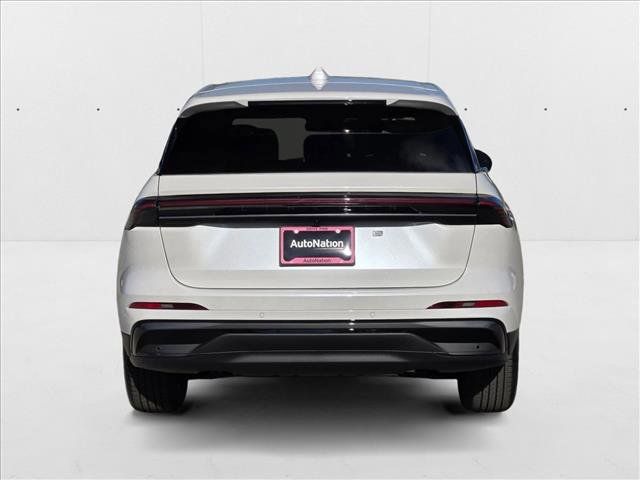 New 2025 Lincoln Nautilus Premier w/ Equipment Group 102A image 6