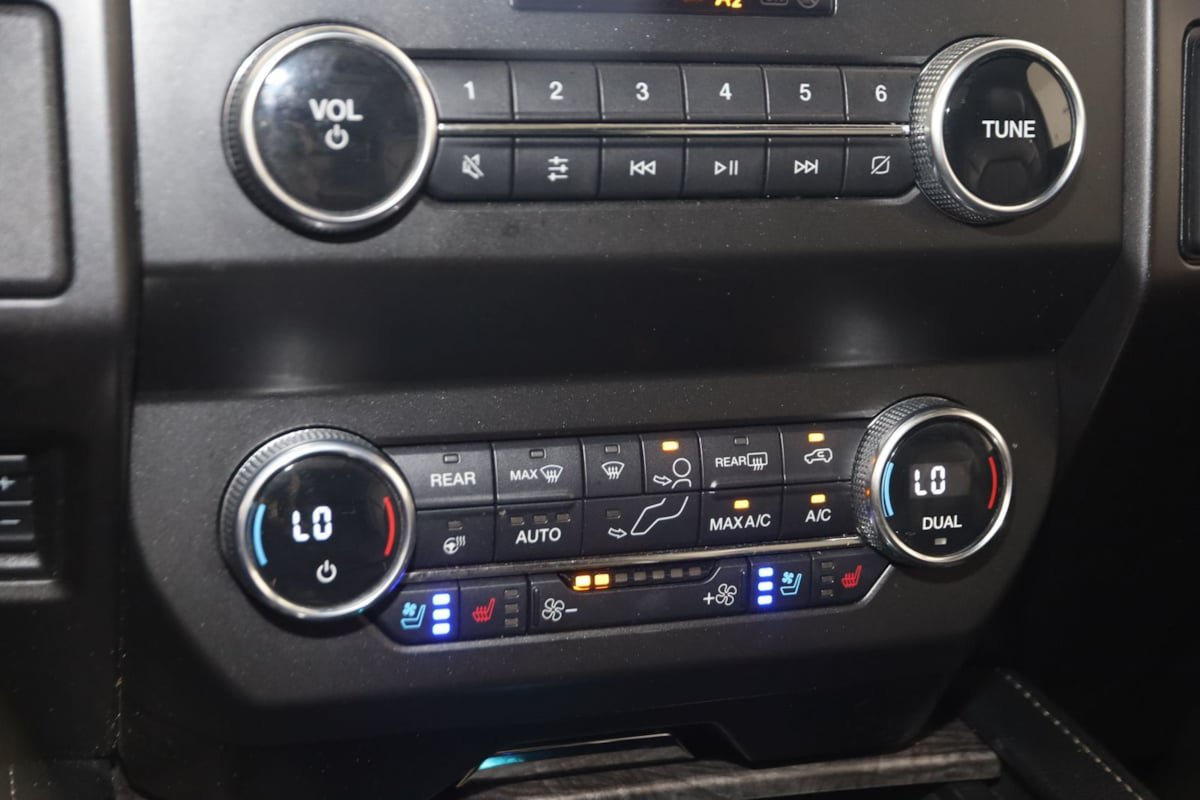Used 2021 Ford Expedition Max Limited AWD/4WD image 33