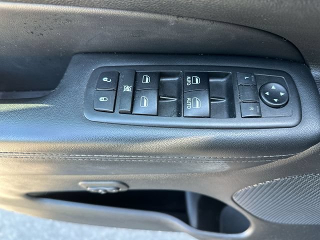 Used 2018 Jeep Grand Cherokee Limited AWD/4WD image 14