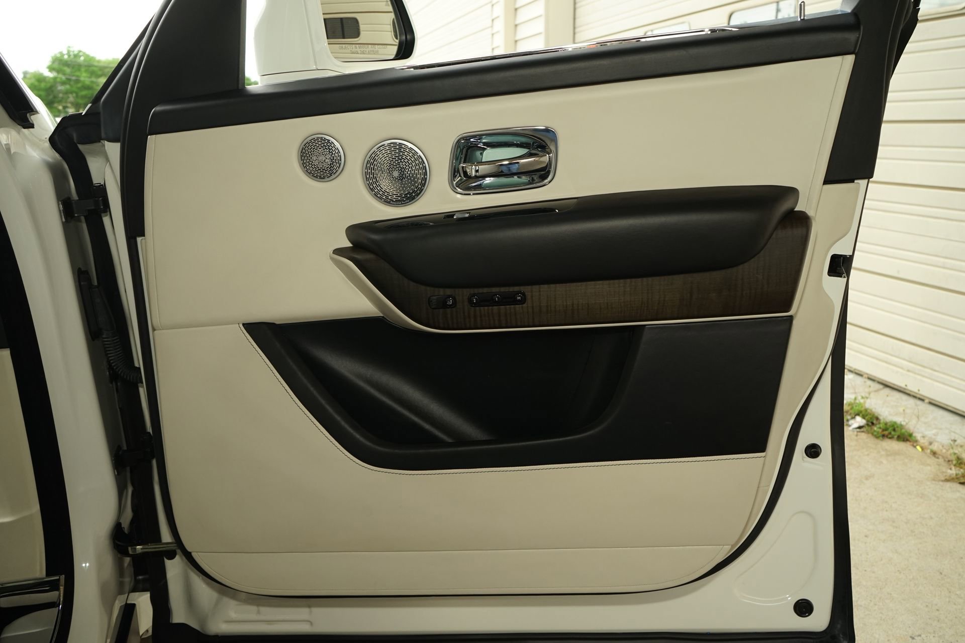 Used 2019 Rolls-Royce Cullinan AWD/4WD image 28