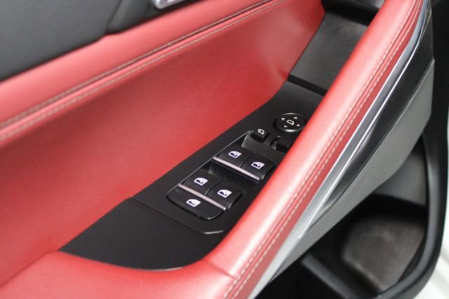 Used 2020 BMW X6 M50i AWD/4WD image 15
