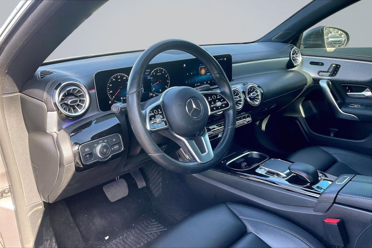 Used 2020 Mercedes-Benz CLA 250 image 14