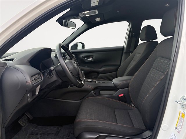 Used 2025 Honda HR-V Sport image 9