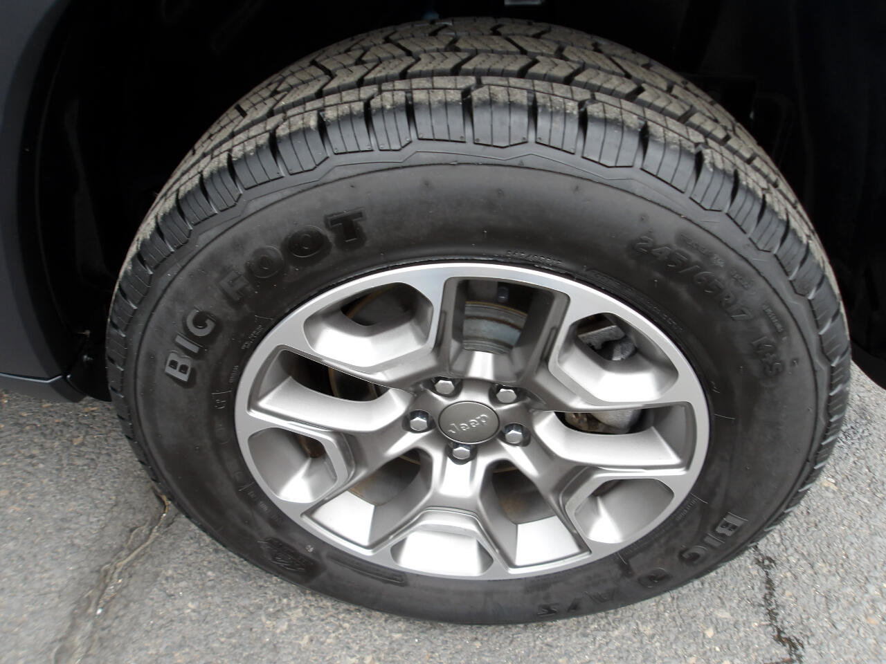 Used 2021 Jeep Cherokee Trailhawk w/ Sun, Sound & Nav Group image 25