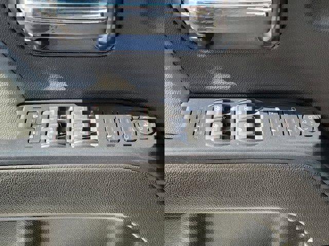 Used 2018 Chevrolet Silverado 1500 Custom w/ Custom Value Package image 27