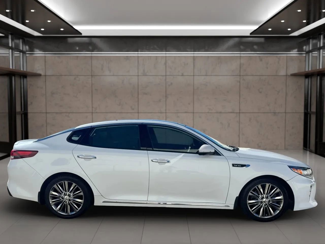 Used 2016 Kia Optima SX w/ Chrome Wheel Package image 7