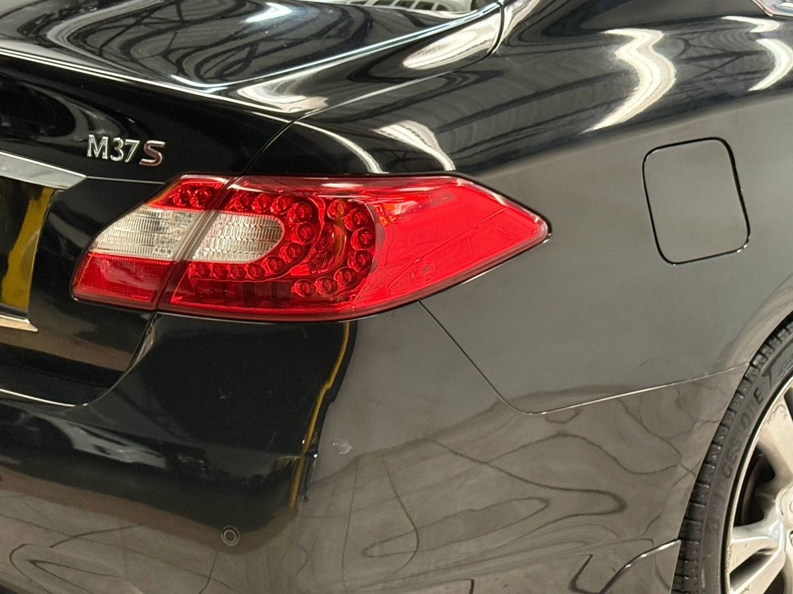 Used 2013 INFINITI M37 w/ Premium Pkg RWD image 10