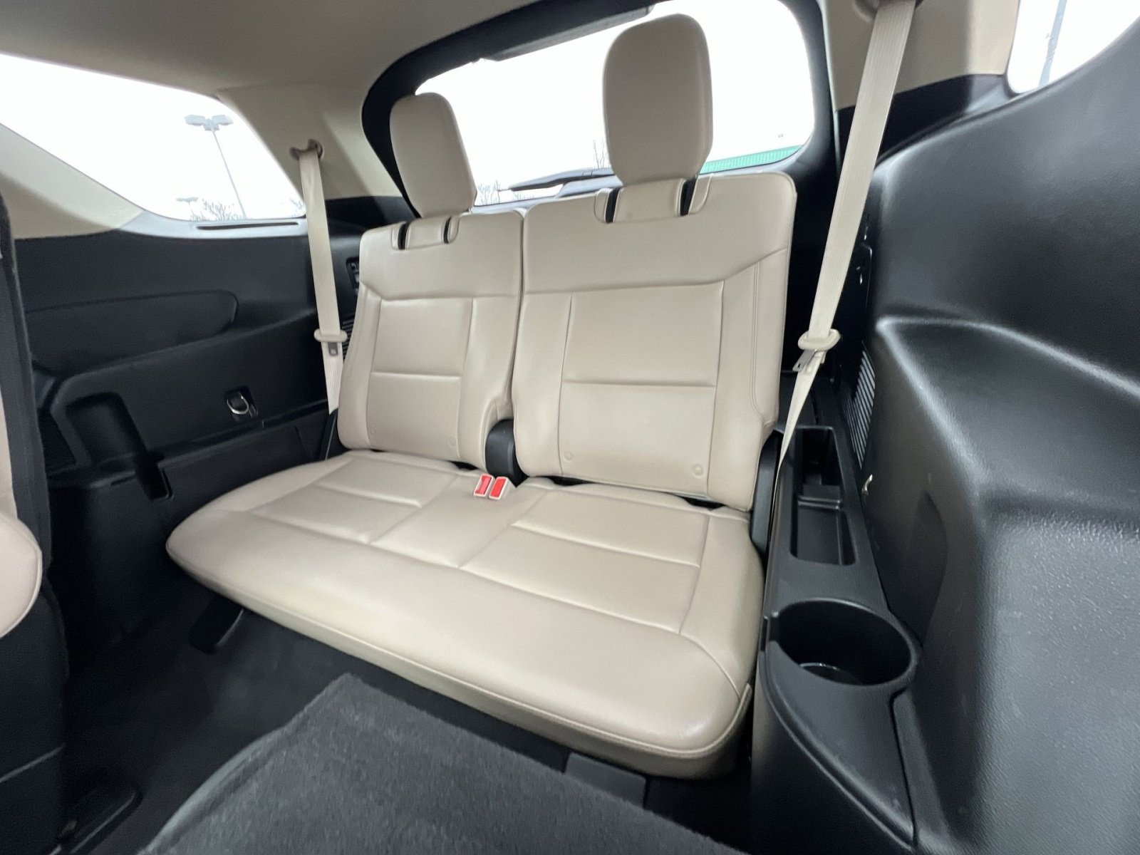 Used 2023 Ford Explorer XLT w/ Equipment Group 202A image 26