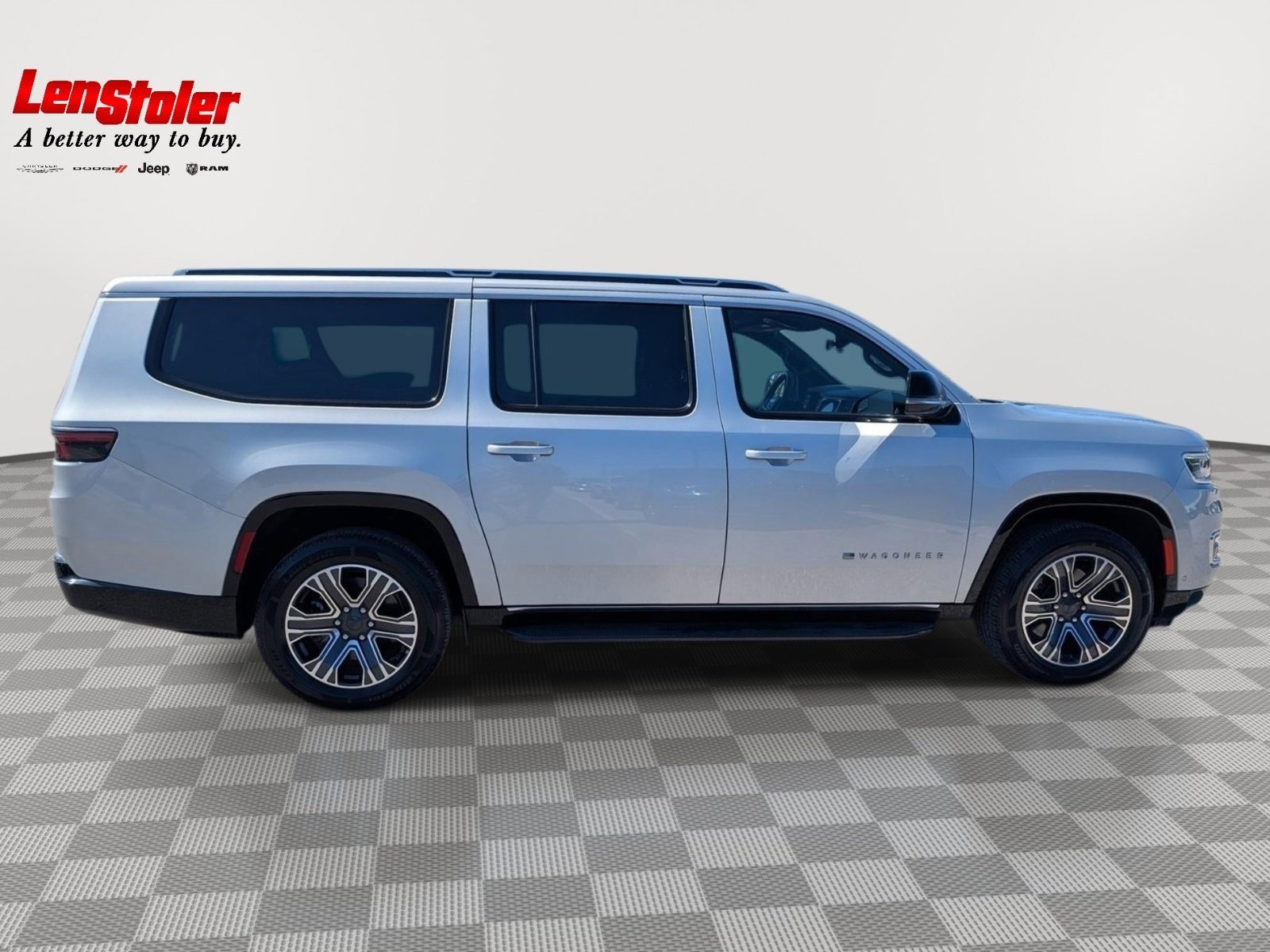 Used 2024 Jeep Wagoneer L Series II w/ Flexible Seating Group image 6